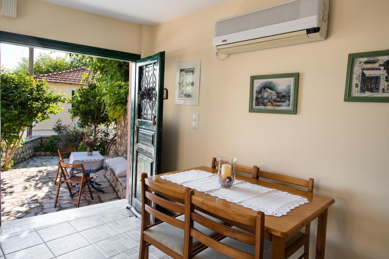 Villa Lefkada Sunset House à Kalamítsi Extérieur photo
